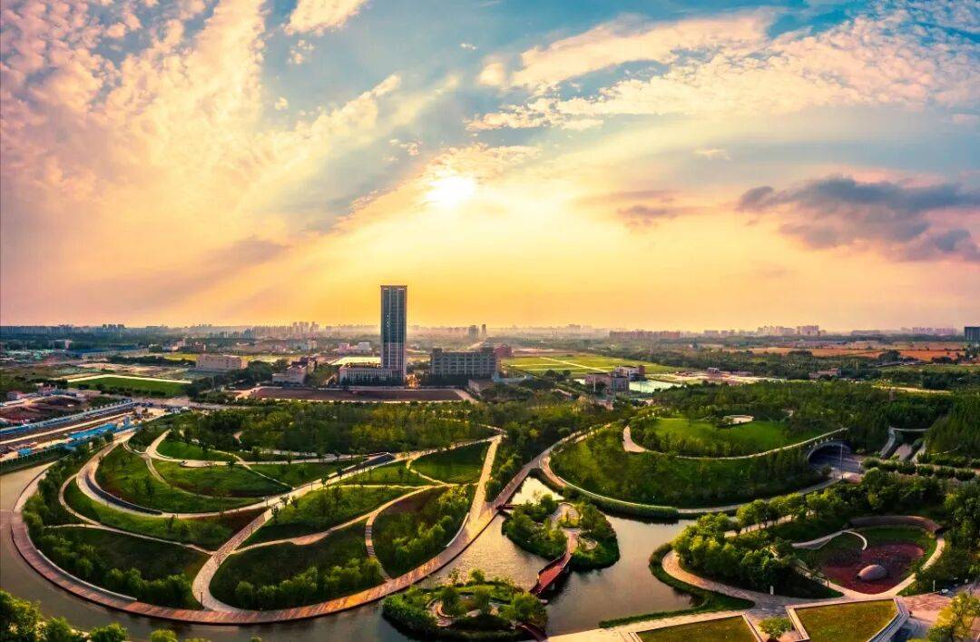 中心 - 環(huán)境戶型價格地址樓盤詳情配套電話交房時間配套電話交房時間AG真人平臺金隅·公園東序(售樓處) 首頁 - 金隅·公園東序銷售(圖4)